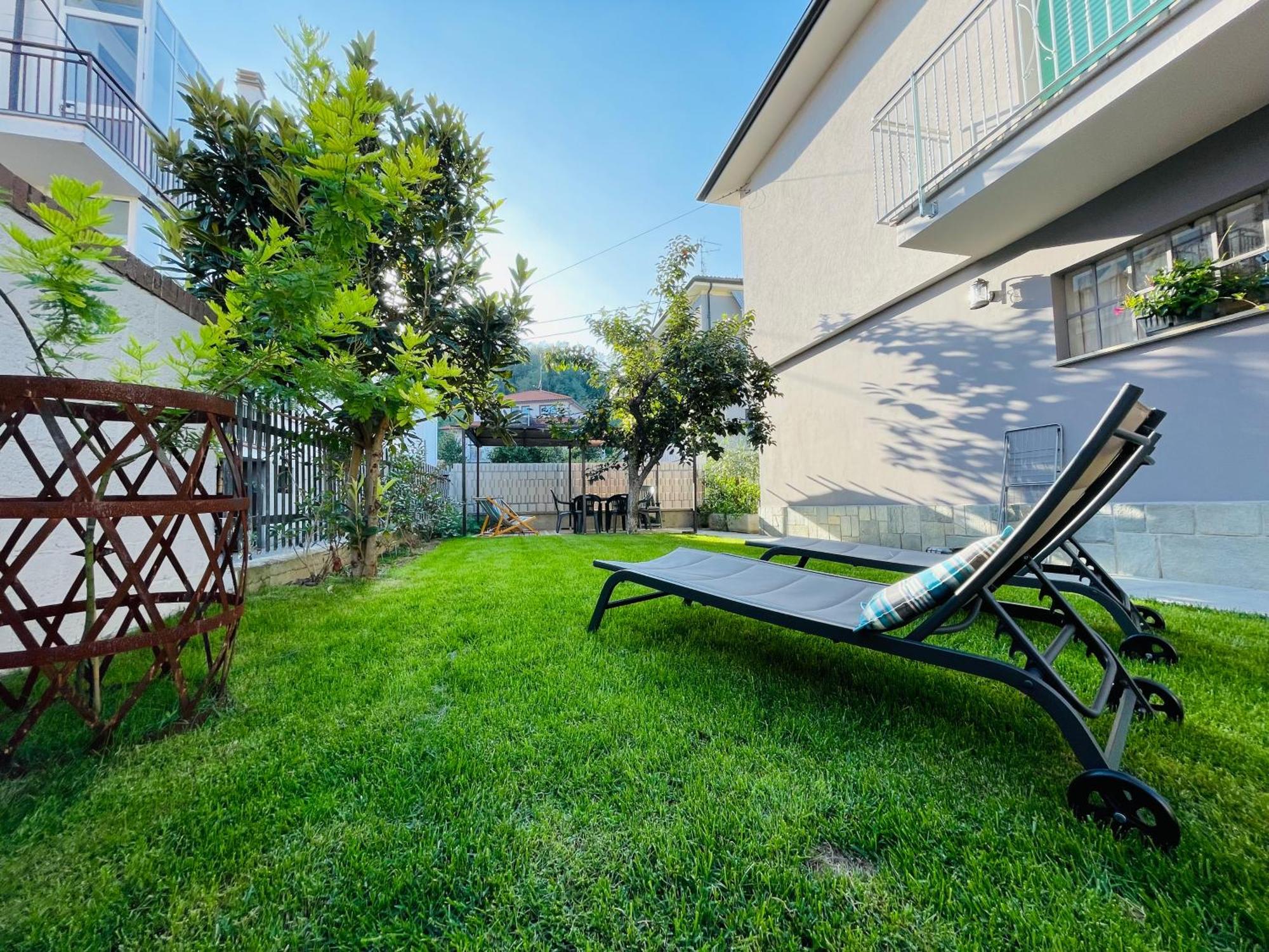 Casa Piero, Relax E Piscina Privata Tra Le Colline Delle Langhe Villa Alba  Ngoại thất bức ảnh
