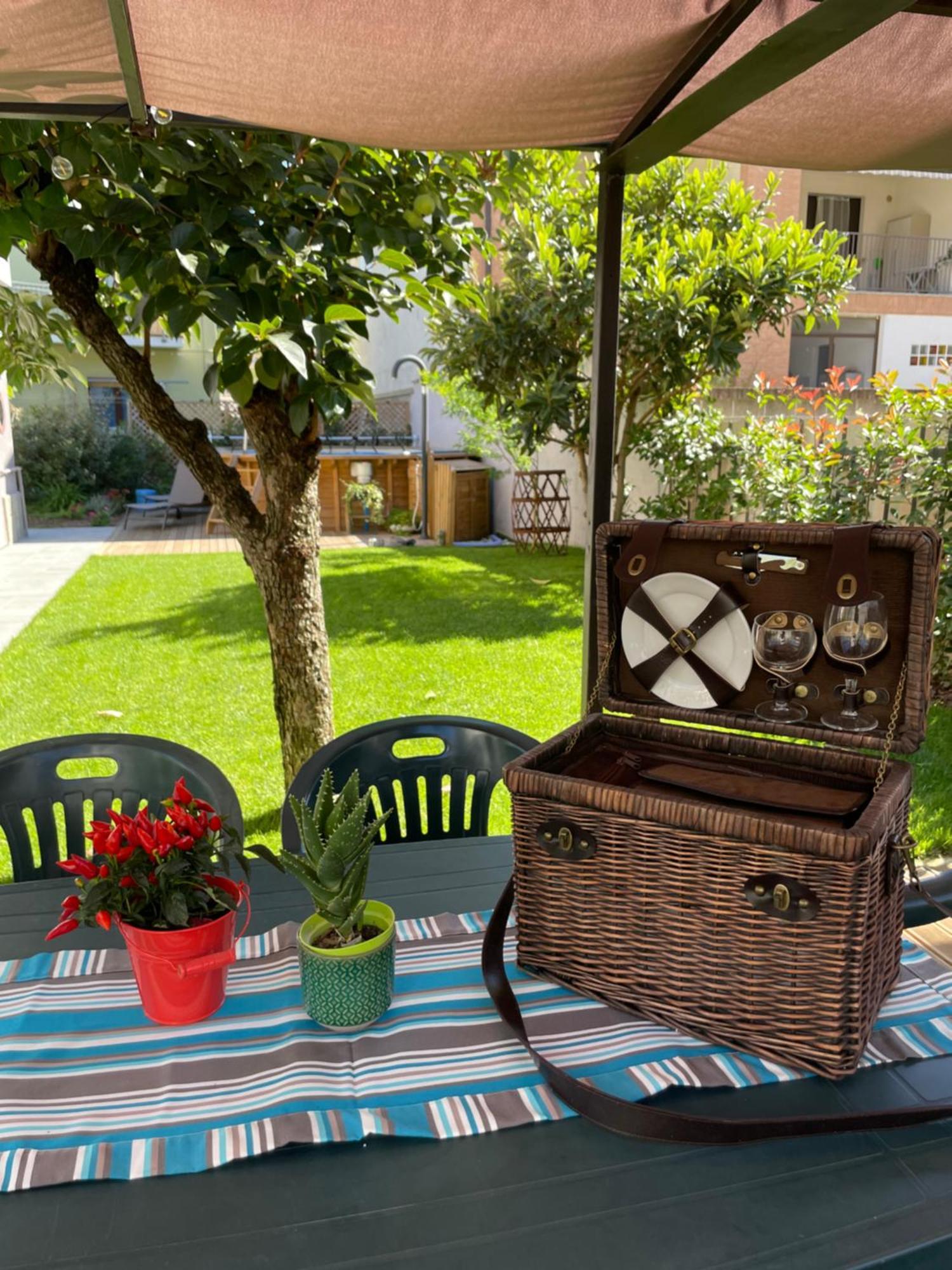 Casa Piero, Relax E Piscina Privata Tra Le Colline Delle Langhe Villa Alba  Ngoại thất bức ảnh